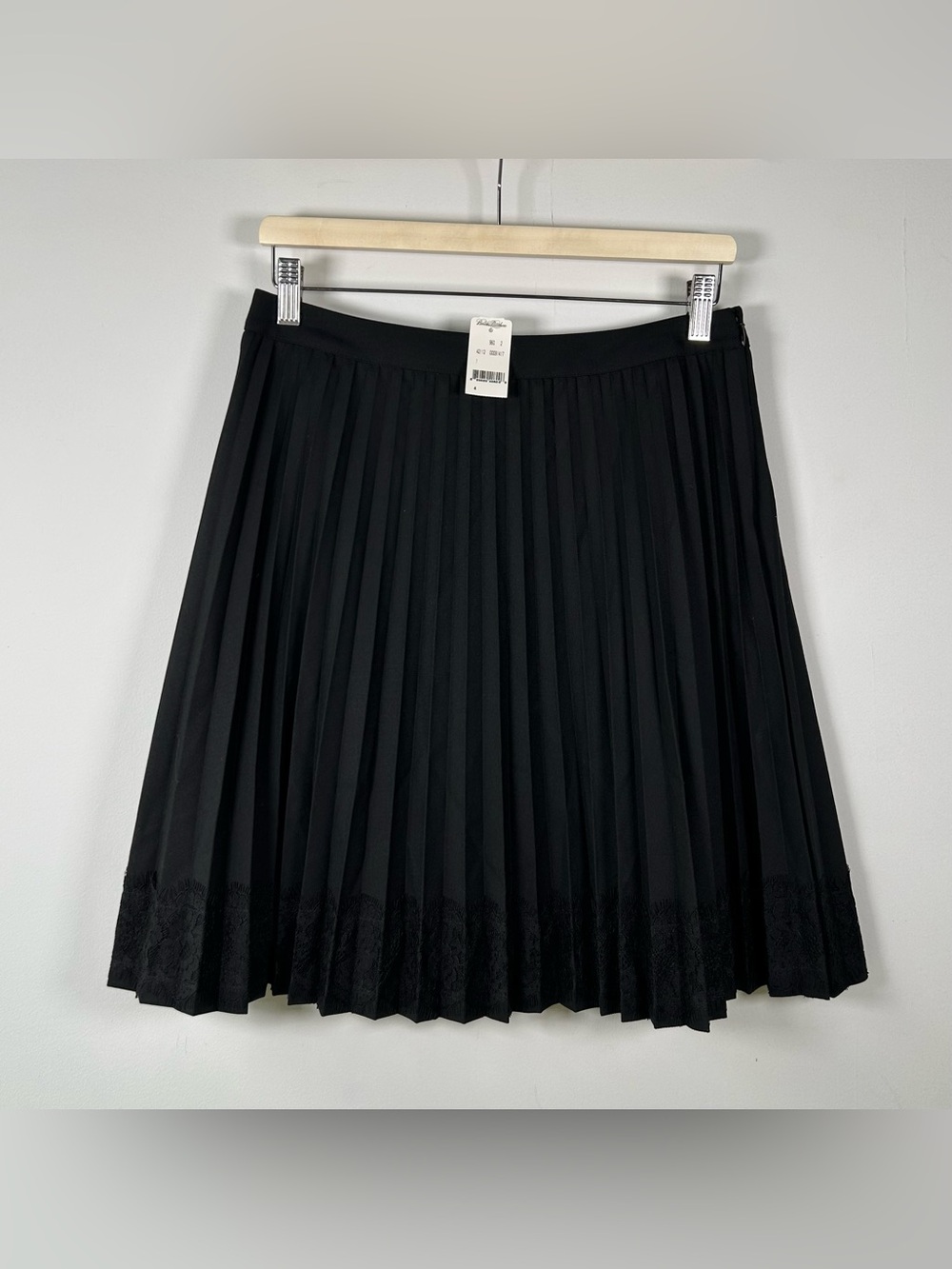 Brooks Brothers Red Fleece Pleated Lace Skirt Black Wool Blend Womens Size 4 NWT